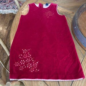 GAP velvet dress 🥑